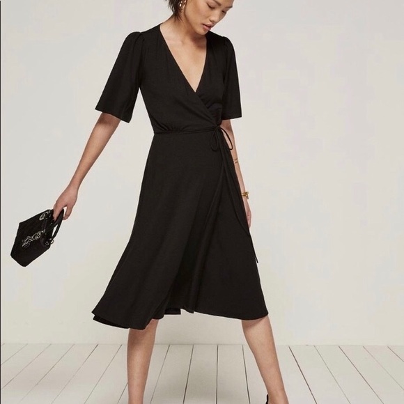 Reformation Dresses & Skirts - Reformation🌺Excellent Condition🌺Black Wrap Dress